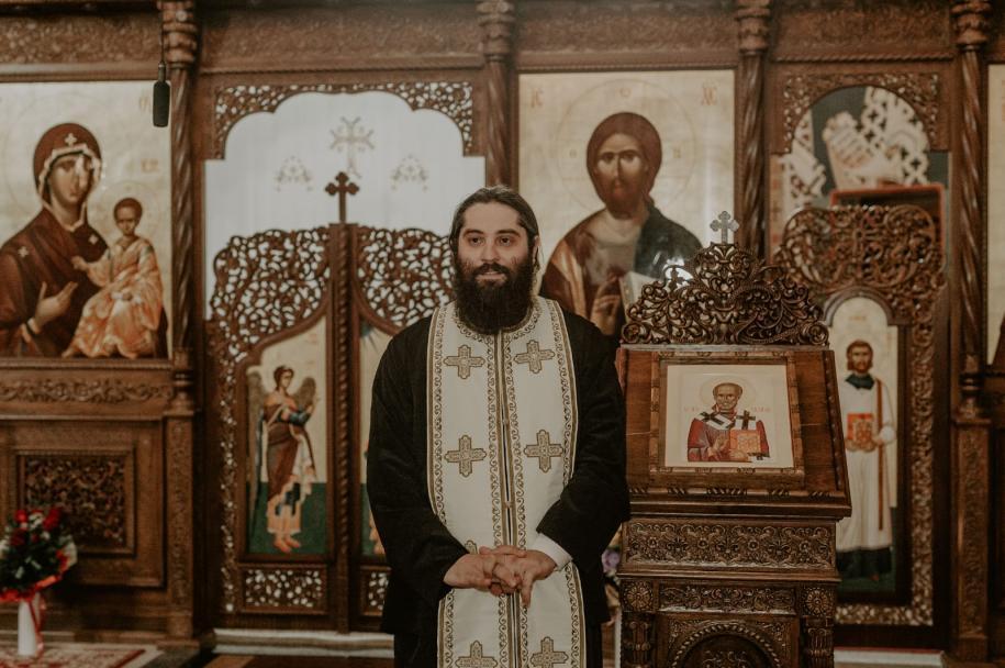 Părintele protosinghel Arsenie Pohrib